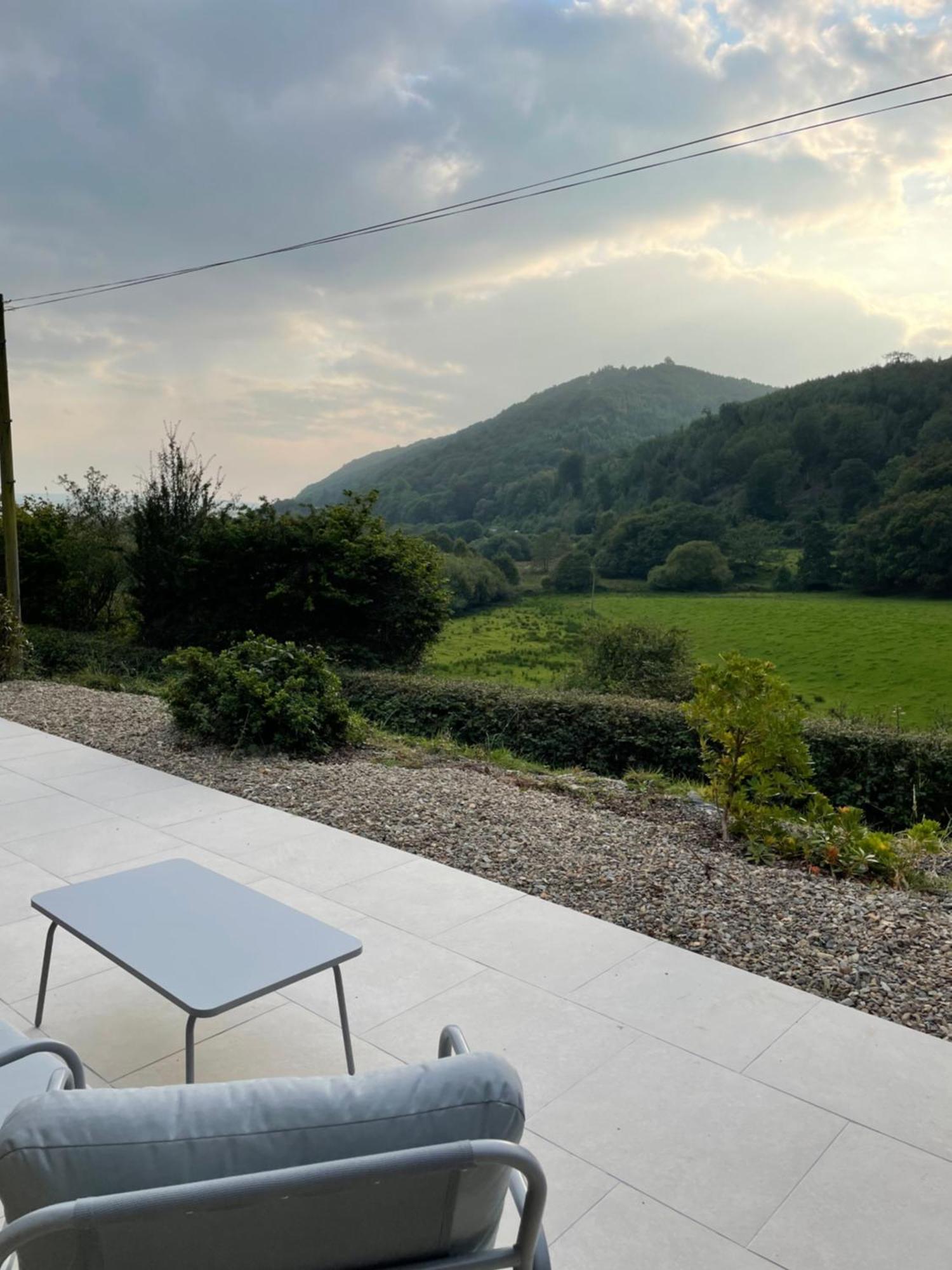 Llety Cynnes Villa Machynlleth Dış mekan fotoğraf